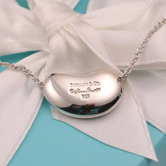 Tiffany & Co. Elsa Peretti Bean Design Pendant Necklace 18mm in Silver 16" Chain - Picture 2 of 9